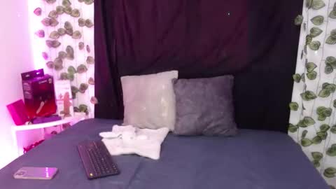 Snapshot of royalebruna chatting on 02-02-26, 04:17 Bruna Royale online show from 02-02-26, 04:17