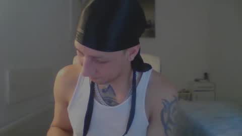 royalpapi12 online show from 04-09-26, 06:41