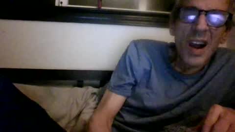 Snapshot of royboy2561 chatting on 01-18-26, 05:22 Roy Murrin online show from 01-18-26, 05:22