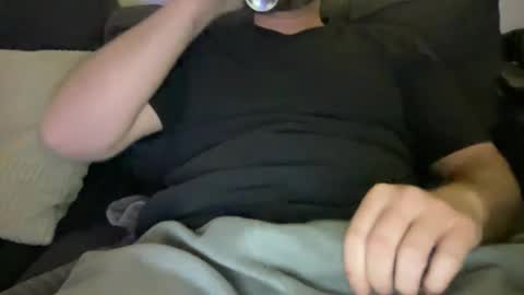 Snapshot of roythegil chatting on 12-20-25, 07:26 roythegil online show from 12-20-25, 07:26