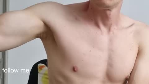 Snapshot of royyourtoy chatting on 03-03-26, 03:07 Roy online show from 03-03-26, 03:07