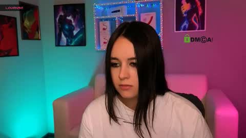 Snapshot of rozmary_ket chatting on 12-19-25, 05:09 Im Rozmary nice to meet you 3 online show from 12-19-25, 05:09