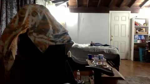 Richhancocc online show from 10-22-25, 02:12