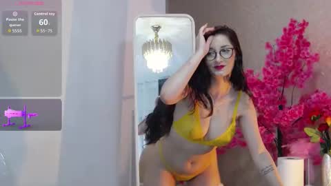 Snapshot of rubbidark chatting on 02-18-26, 04:19 Rubbi online show from 02-18-26, 04:19