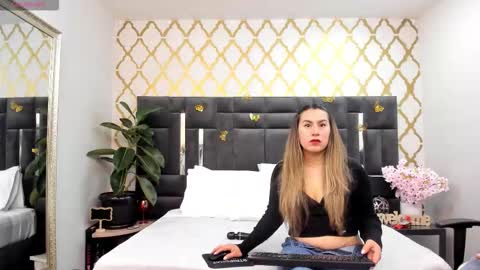 RubbyTaylor online show from 10-16-25, 02:29