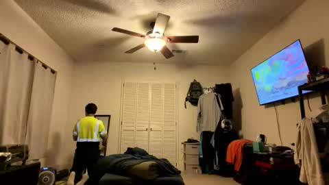 rubenzaragosa09 online show from 05-18-26, 12:11