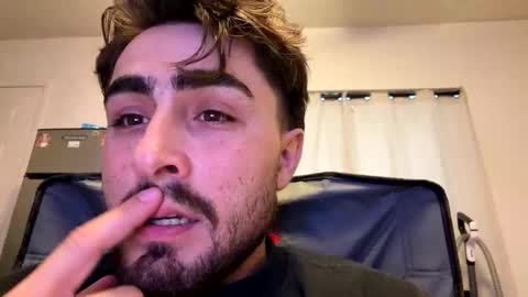 rubenzaragosa09 online show from 05-27-26, 02:30
