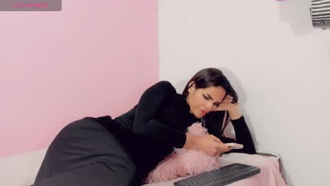 Snapshot of rubi_angels_ chatting on 06-08-26, 01:28 rubi_angels_ online show from 06-08-26, 01:28