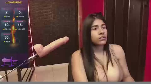 Snapshot of rubi_boobs_ chatting on 09-23-25, 03:15 Rubi online show from 09-23-25, 03:15