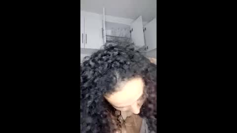 Snapshot of rubi_curly chatting on 12-22-25, 12:07 rubi curly online show from 12-22-25, 12:07