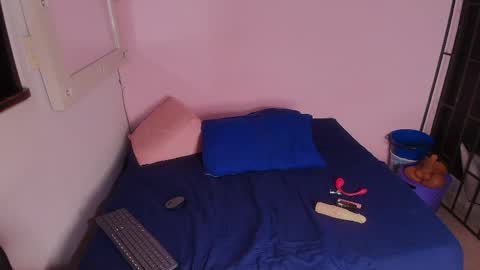 Snapshot of rubi_hops chatting on 02-24-25, 03:23 Rubi online show from 02-24-25, 03:23