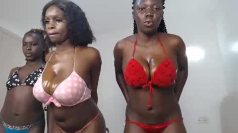 ruby_eva90 online show from 08-09-26, 03:50