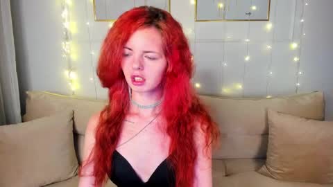 Snapshot of rubyattwood chatting on 02-18-25, 05:31 rubyattwood online show from 02-18-25, 05:31