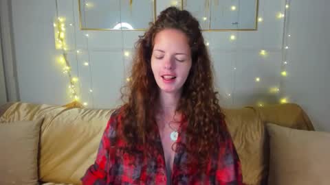 Snapshot of rubyattwood chatting on 10-05-25, 02:26 rubyattwood online show from 10-05-25, 02:26