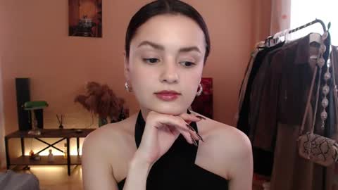 Snapshot of rubycute_ chatting on 06-24-26, 02:05 Ruby online show from 06-24-26, 02:05