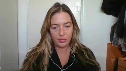 rubyredxxxoxxx online show from 02-16-26, 09:16