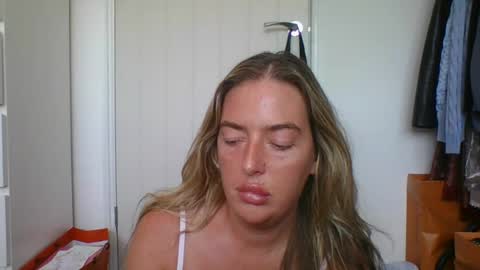 Snapshot of rubyredxxxoxxx chatting on 08-02-26, 10:03 rubyredxxxoxxx online show from 08-02-26, 10:03