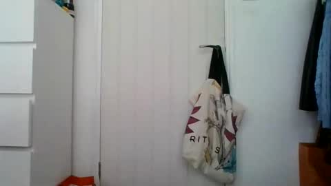 Snapshot of rubyredxxxoxxx chatting on 08-08-26, 06:26 rubyredxxxoxxx online show from 08-08-26, 06:26