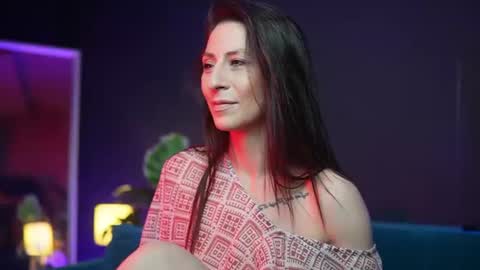 Snapshot of rubyrya chatting on 06-17-26, 12:13 Ruby online show from 06-17-26, 12:13