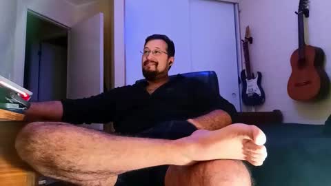 Snapshot of ruck_31 chatting on 12-16-25, 02:05 Ruck online show from 12-16-25, 02:05