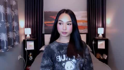 Snapshot of ruesalvartore chatting on 12-18-25, 11:05 its me Sabel online show from 12-18-25, 11:05