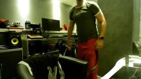 Snapshot of ruffi77 chatting on 02-07-25, 11:34 Chico que rico Caliente online show from 02-07-25, 11:34