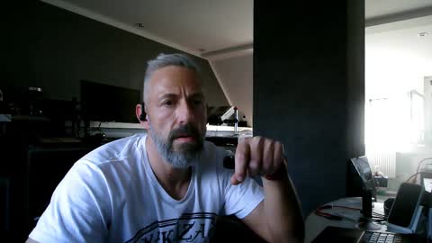 Snapshot of ruffi77 chatting on 03-04-25, 03:15 Chico que rico Caliente online show from 03-04-25, 03:15