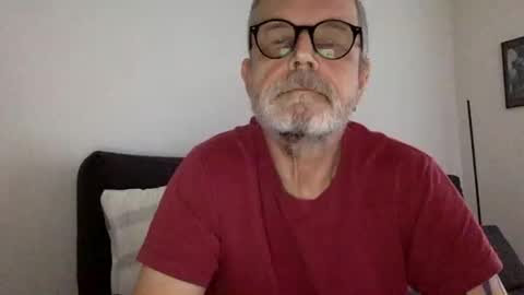 Jimi online show from 11-17-25, 08:31