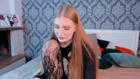 Aurora online show from 07-08-26, 10:25