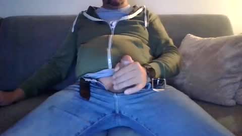 Snapshot of runner_1978 chatting on 11-04-25, 04:55 runner_1978 online show from 11-04-25, 04:55