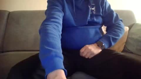 Snapshot of runner_1978 chatting on 11-16-25, 09:09 runner_1978 online show from 11-16-25, 09:09