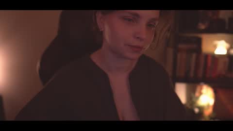 Elena online show from 12-16-25, 10:48