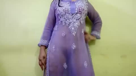 Snapshot of rupali01 chatting on 10-17-25, 04:26 Rupali online show from 10-17-25, 04:26