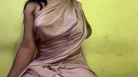Snapshot of rupali01 chatting on 12-18-25, 04:35 Rupali online show from 12-18-25, 04:35