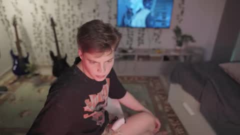 rusbradpitt online show from 11-19-25, 12:05