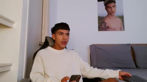 Snapshot of russell_adams_ chatting on 03-24-26, 10:26 R U S S E L L online show from 03-24-26, 10:26