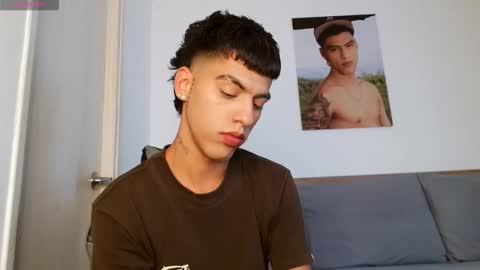 Snapshot of russell_adams_ chatting on 03-26-26, 02:28 R U S S E L L online show from 03-26-26, 02:28