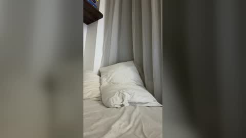 russo_fox online show from 05-25-26, 11:55