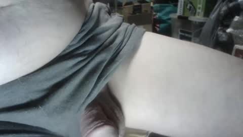 Snapshot of russtenail21 chatting on 12-17-25, 01:44 Russtenail21 online show from 12-17-25, 01:44