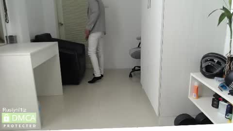 MillionDollarGuy online show from 06-28-26, 04:40