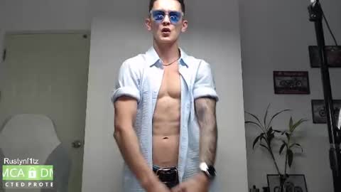 MillionDollarGuy online show from 08-02-26, 04:00
