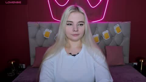 ruthbryant online show from 09-22-25, 01:29