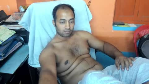 rwb17 online show from 03-25-26, 12:00