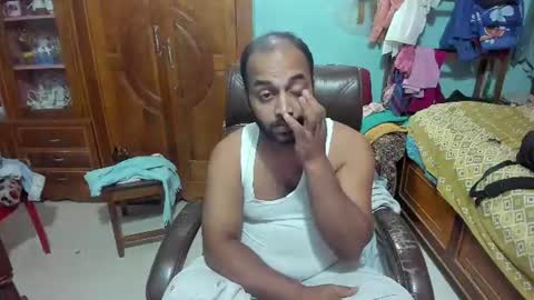 Snapshot of rwb17 chatting on 07-26-26, 04:36 rwb17 online show from 07-26-26, 04:36
