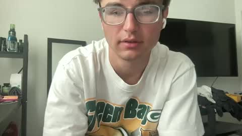 Snapshot of ryan287747 chatting on 06-21-26, 06:10 ryan online show from 06-21-26, 06:10