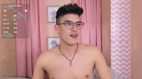 Snapshot of ryan_clark_ chatting on 12-06-24, 10:30 Ryan online show from 12-06-24, 10:30