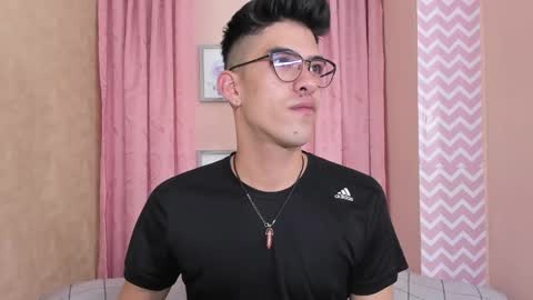 Snapshot of ryan_clark_ chatting on 12-16-24, 05:54 Ryan online show from 12-16-24, 05:54