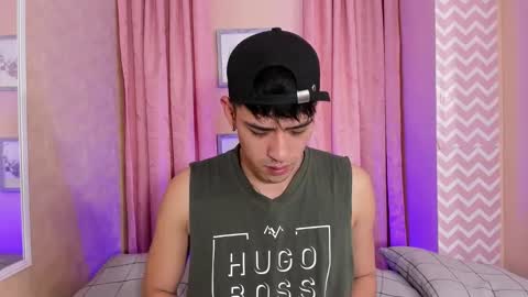 Snapshot of ryan_clark_ chatting on 12-23-24, 10:23 Ryan online show from 12-23-24, 10:23