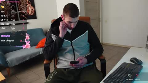 RYAN DOZER online show from 04-11-26, 05:45