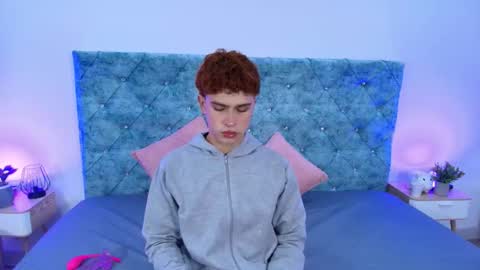 R Y A N   ON   F I R E online show from 02-09-26, 11:25